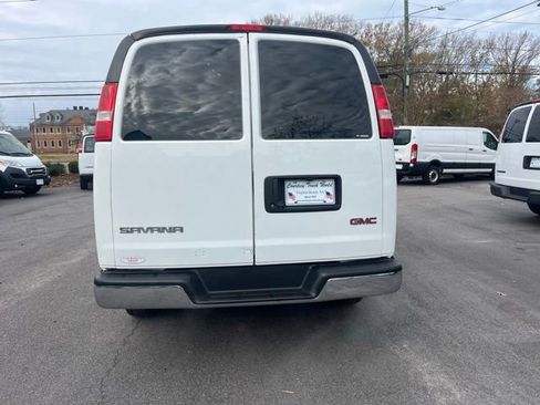Used 2021 GMC Savana 2500 w/ Driver Convenience Package image 8