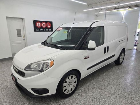 Used 2020 RAM ProMaster City Tradesman SLT FWD image 3