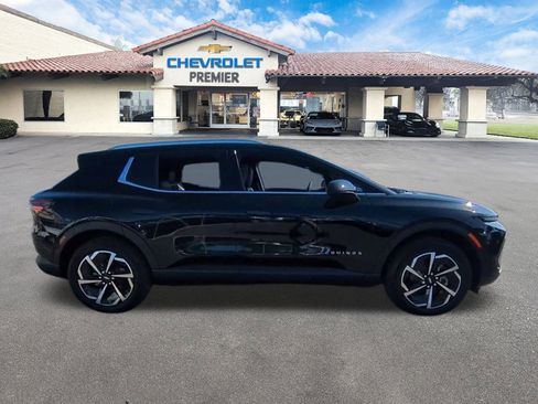 New 2026 Chevrolet Equinox EV LT image 9