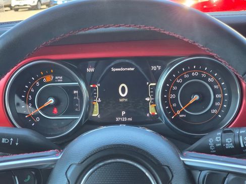 Used 2023 Jeep Wrangler Unlimited Rubicon AWD/4WD image 21