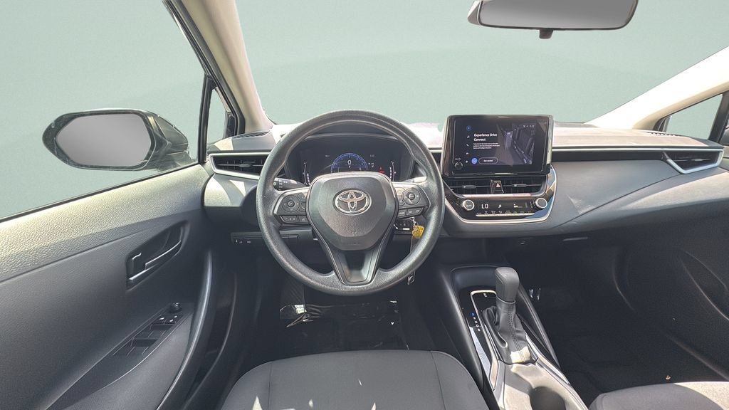 Used 2026 Toyota Corolla LE FWD image 13