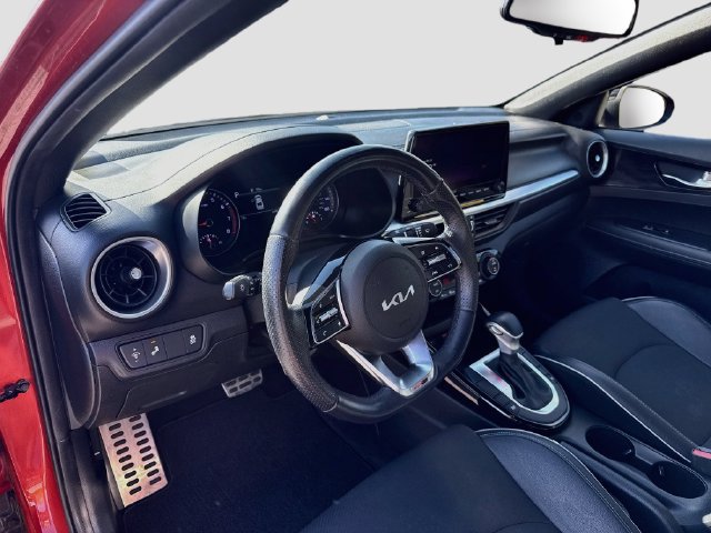 Used 2023 Kia Forte GT-Line FWD image 9