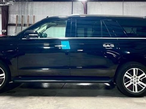 Used 2024 Ford Expedition Max Limited RWD image 8