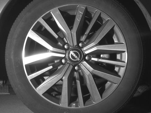 Used 2024 Nissan Kicks SV FWD image 13
