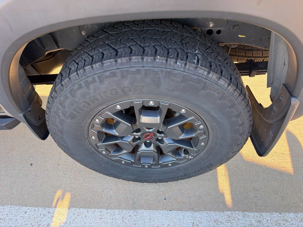 Used 2023 Nissan Frontier Pro-X w/ Pro-X Premium Package RWD image 9