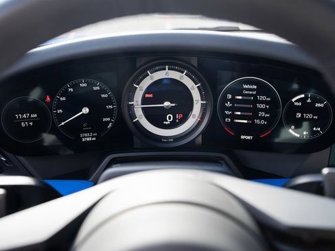 Certified 2024 Porsche 911 Carrera 4S image 22