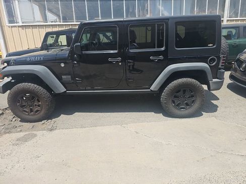 Used 2016 Jeep Wrangler Unlimited Sport AWD/4WD image 6