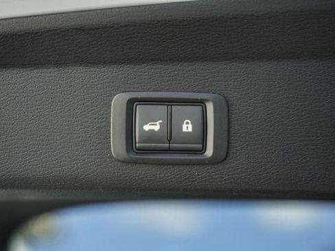 Used 2024 Mitsubishi Outlander SEL image 15