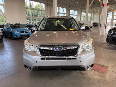 Used 2015 Subaru Forester 2.5i Premium AWD/4WD image 8