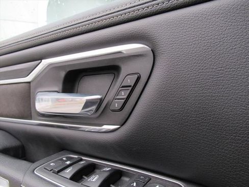Used 2023 RAM 1500 Laramie image 29