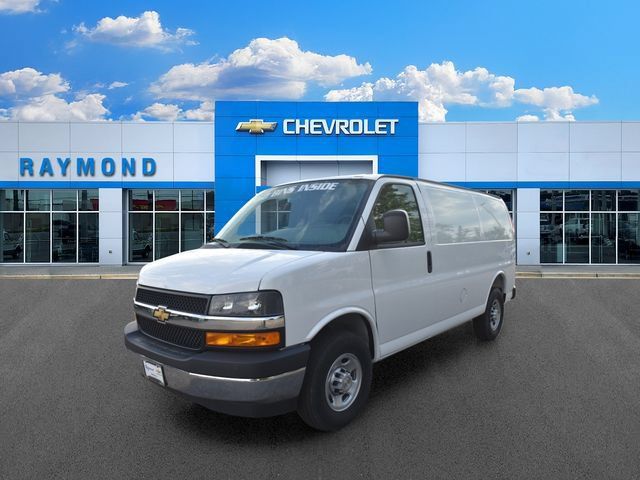 New 2026 Chevrolet Express 2500 w/ Driver Convenience Package RWD image 9