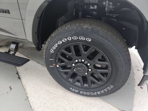 New 2026 RAM 2500 Limited AWD/4WD image 35