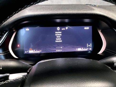 Used 2021 Jeep Grand Cherokee L Laredo image 18