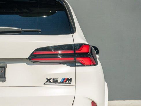 Used 2025 BMW X5 M Competition w/ Executive Package image 41