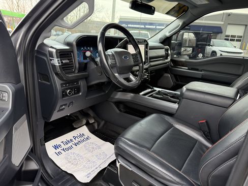 Certified 2023 Ford F250 Lariat w/ Sport Appearance Package image 8