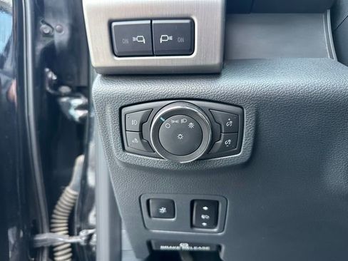 Certified 2022 Ford F250 Platinum w/ Tremor Off-Road Package image 26