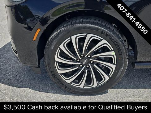 New 2025 Lincoln Navigator Black Label image 8