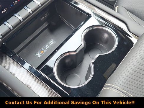 New 2026 GMC Yukon XL Elevation w/ LPO, Floor Liner Package image 15