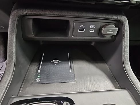 Used 2025 Honda Pilot EX-L image 21