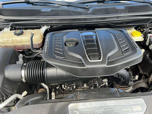 Used 2023 Jeep Grand Wagoneer Series II AWD/4WD image 37