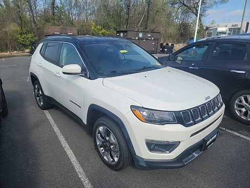 Used 2021 Jeep Compass Limited AWD/4WD image 18