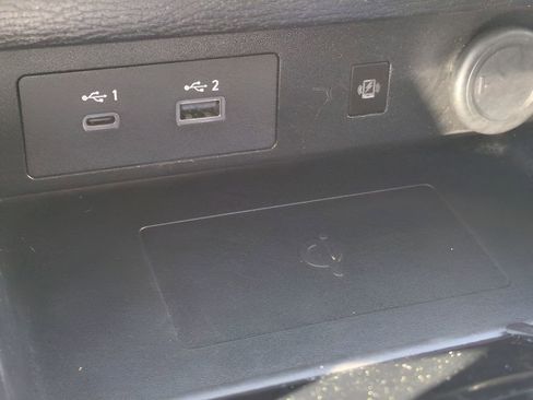 Used 2024 Mitsubishi Outlander SE image 22