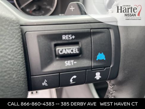 Certified 2025 Nissan Rogue SV AWD/4WD image 31