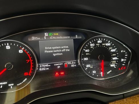 Used 2023 Audi Q5 2.0T Premium AWD/4WD image 13