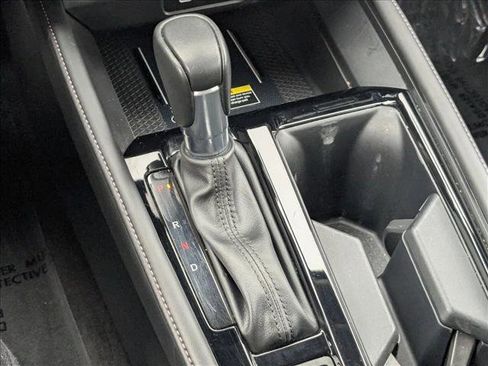 Used 2023 Honda Accord Touring image 12