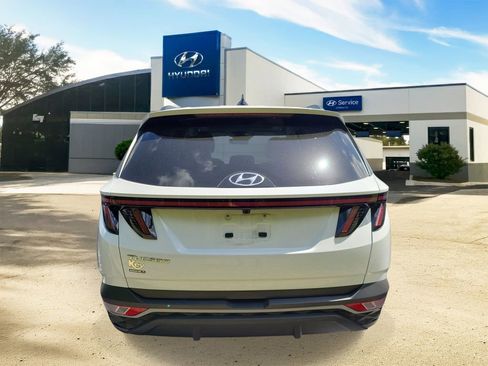 Used 2023 Hyundai Tucson SEL w/ Convenience Package image 4