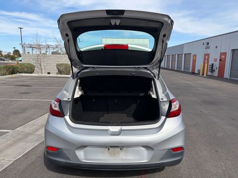 Used 2017 Chevrolet Cruze LT w/ Convenience Package image 9