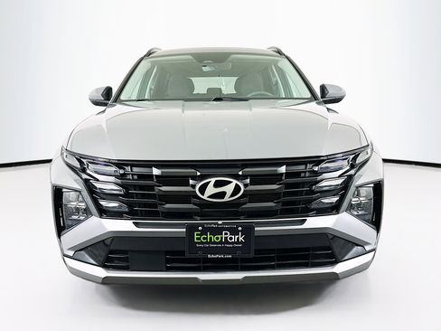 Used 2025 Hyundai Tucson SEL image 2