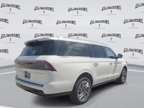 New 2026 Lincoln Navigator L Reserve image 5