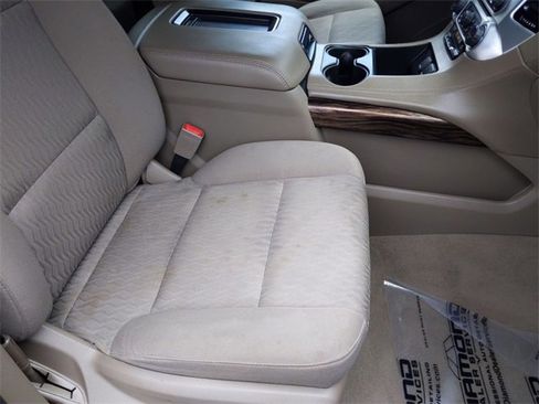 Used 2020 GMC Yukon SLE w/ SLE Value Package image 25