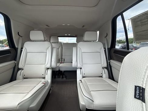 Used 2024 GMC Yukon Denali AWD/4WD image 22