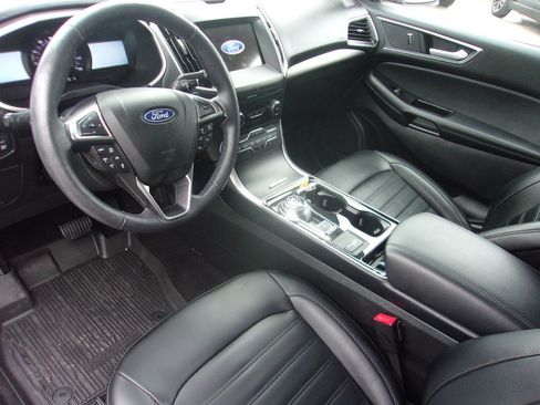 Used 2019 Ford Edge SEL w/ Equipment Group 201A AWD/4WD image 10