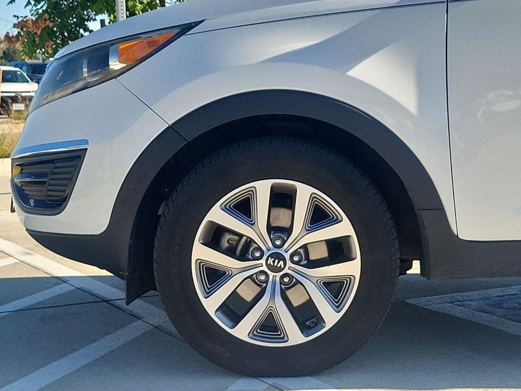 Used 2016 Kia Sportage LX AWD/4WD image 37