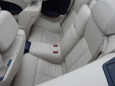 Used 2009 BMW 650i Convertible RWD image 18