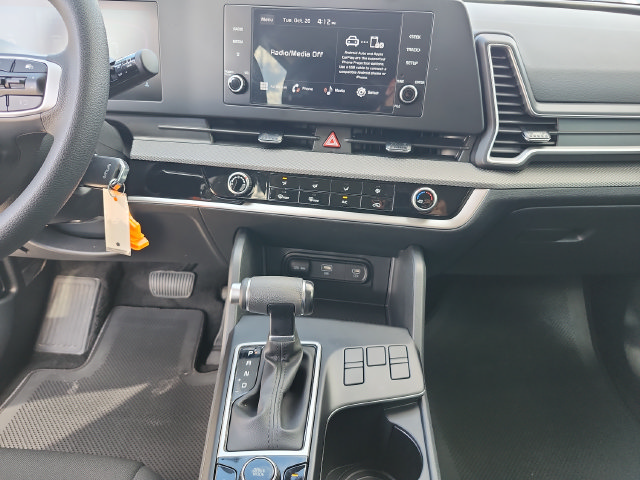 Used 2025 Kia Sportage LX FWD image 26