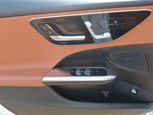 Used 2023 Mercedes-Benz C 300 4MATIC Sedan image 13
