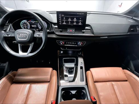 Used 2023 Audi Q5 e Premium Plus w/ Premium Plus Package image 16