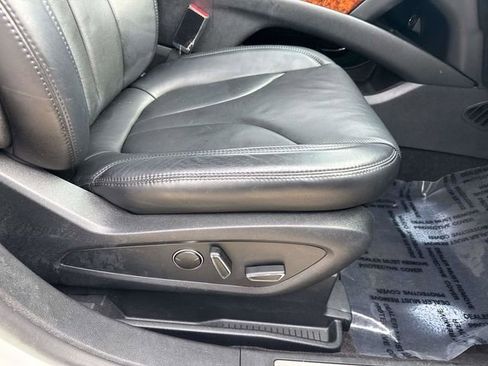 Used 2016 Lincoln MKX Reserve w/ Technology Package image 17