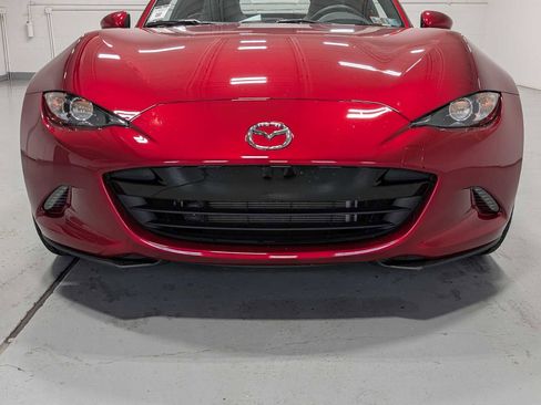 Used 2023 MAZDA MX-5 Miata Grand Touring RWD image 3
