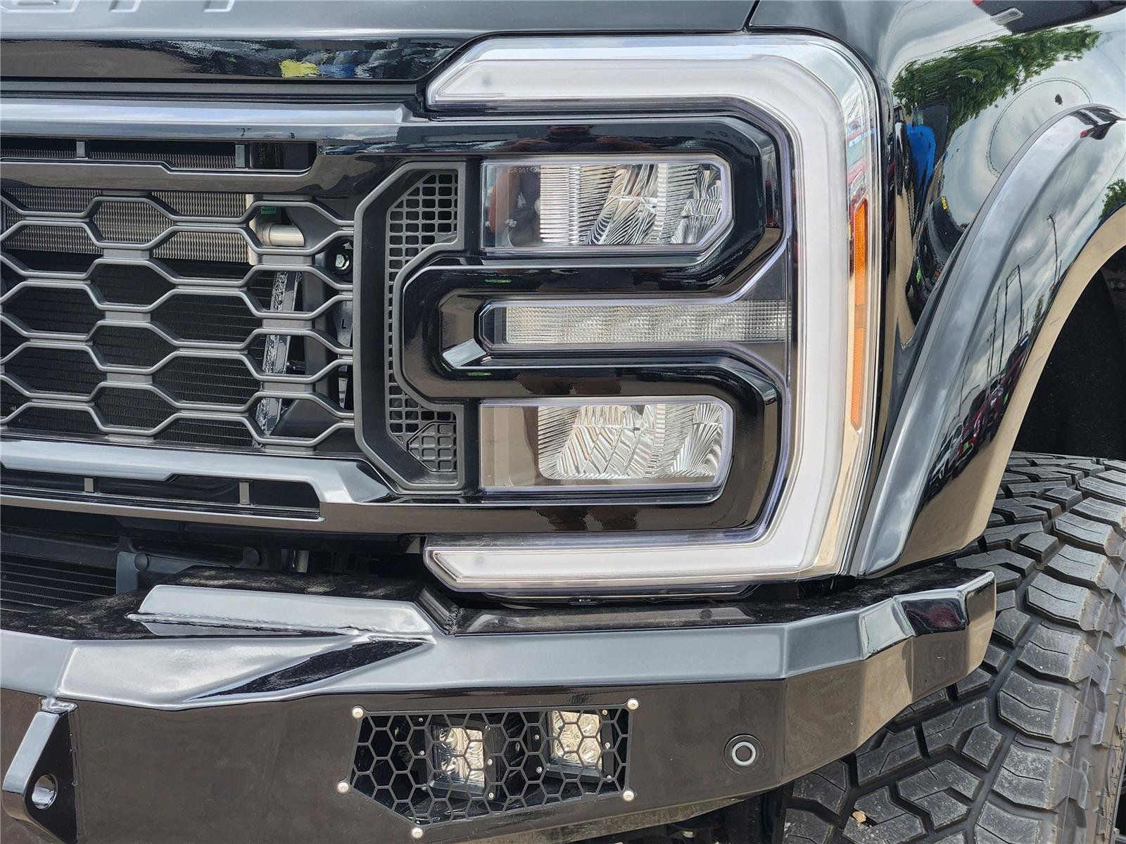 New 2025 Ford F250 Lariat w/ Lariat Ultimate Package AWD/4WD image 6
