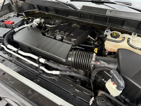 Used 2022 Chevrolet Silverado 1500 Custom RWD image 29