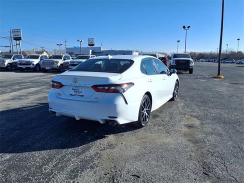 Used 2023 Toyota Camry SE image 15