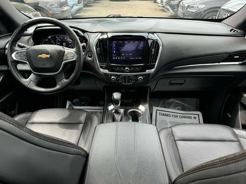 Used 2023 Chevrolet Traverse High Country AWD/4WD image 15