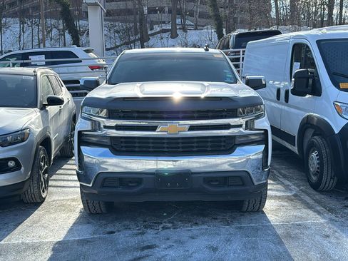 Used 2020 Chevrolet Silverado 1500 LT w/ All-Star Edition image 4