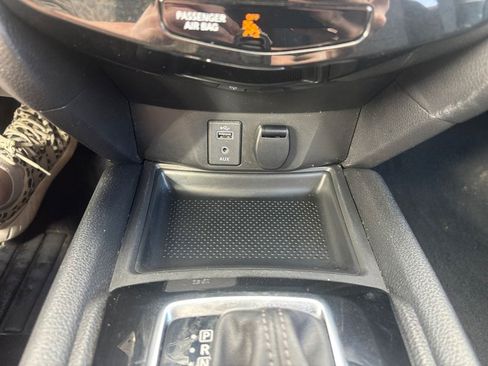 Used 2017 Nissan Rogue AWD image 25