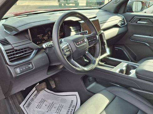 New 2026 GMC Acadia Elevation w/ Elevation Premium Package AWD/4WD image 7